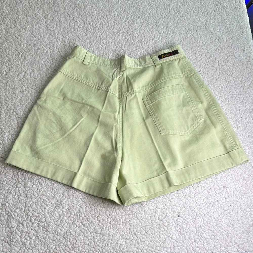 Lizsport Vintage Pleated Women's Light Green Shorts